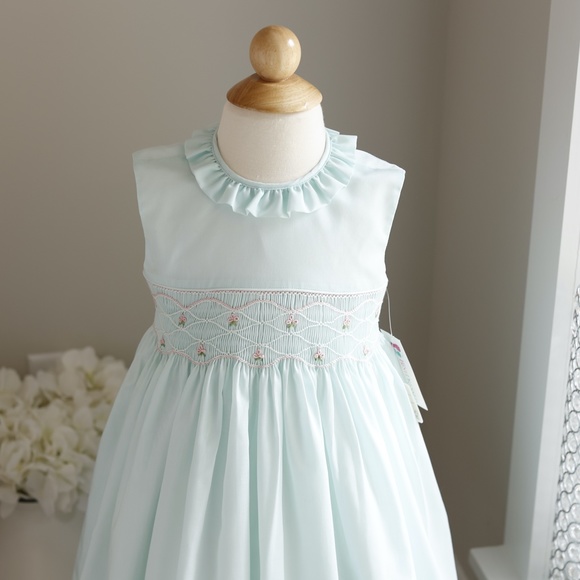 Aqua Blue Green Smocked Dress Sleeveless Boutique Size 4 Hand Embroidery NWT - Picture 5 of 7